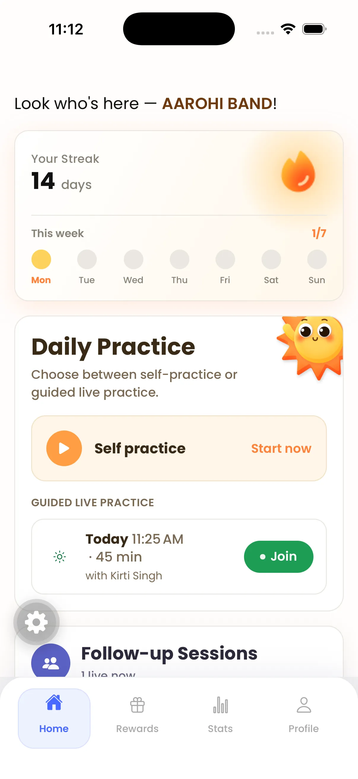 IP Kids App home screen: practice streak for the week, daily self practice, and a guided live session ready to join